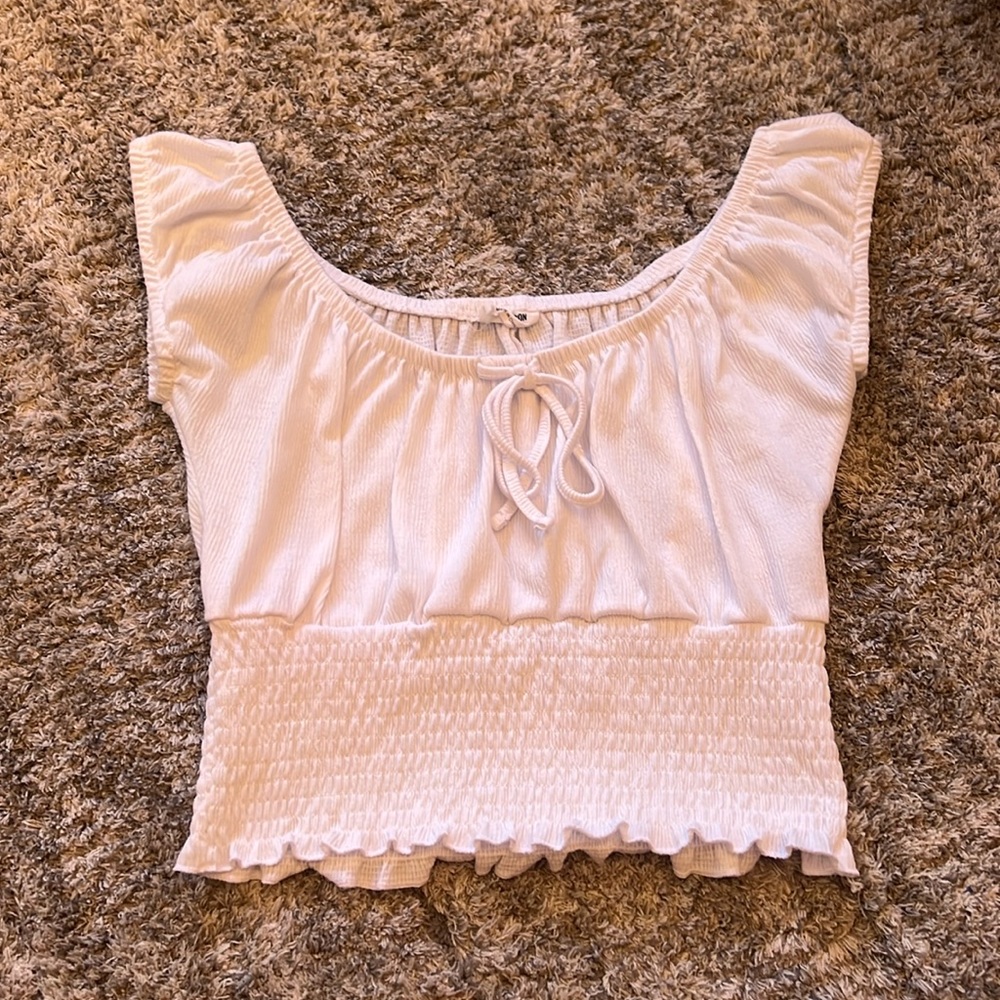 White stretchy top